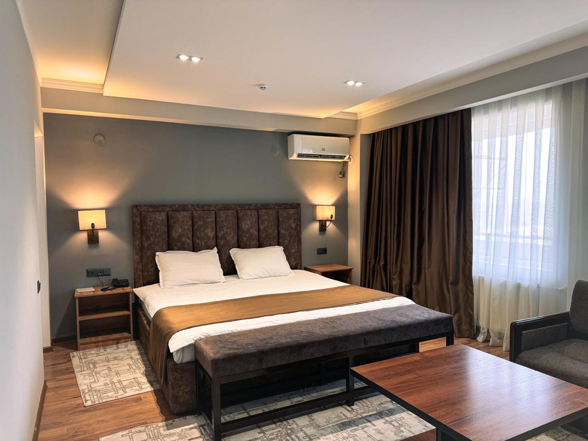 פרגנה Ziyorat Luxury Hotel מראה חיצוני תמונה