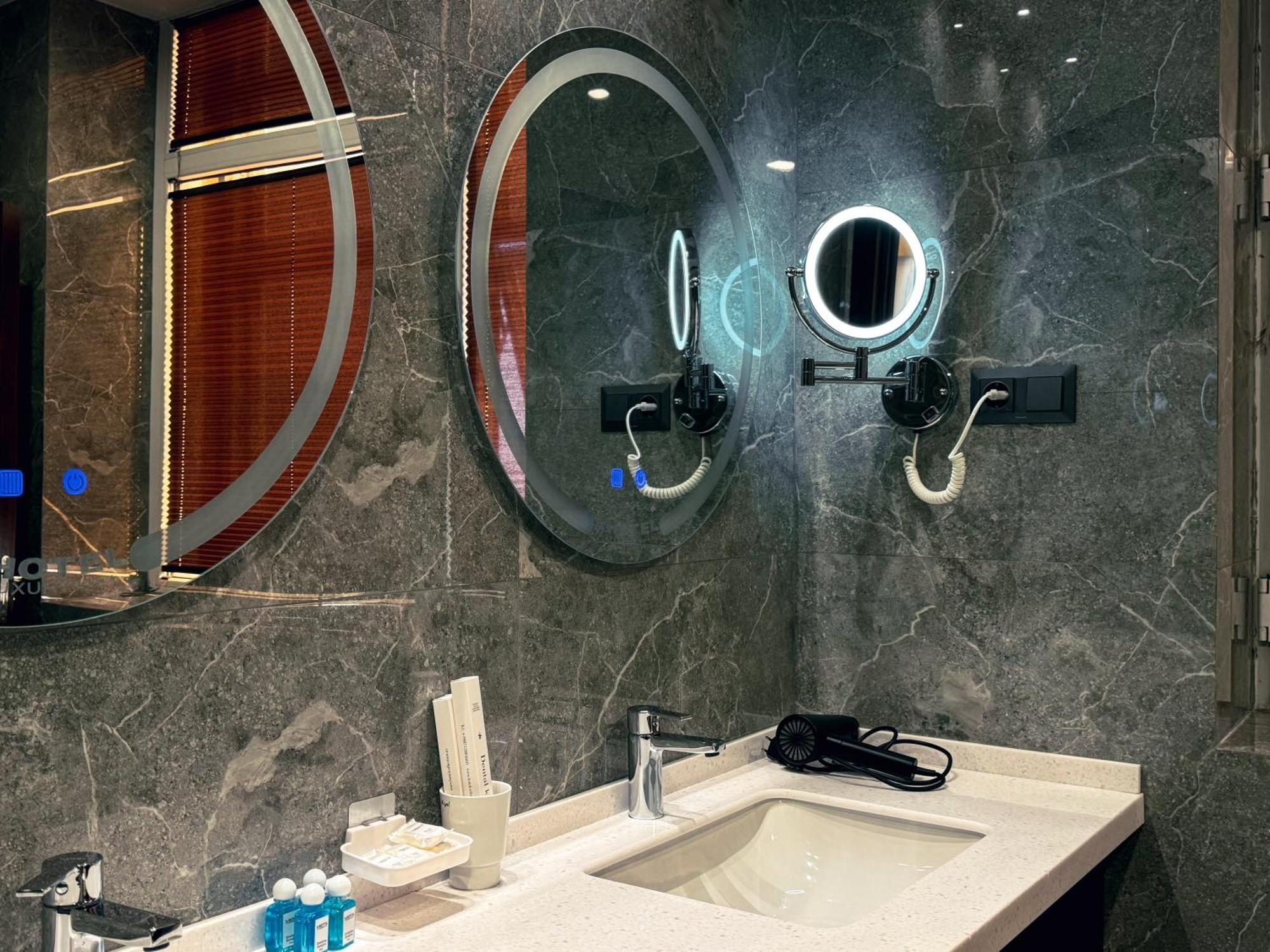 פרגנה Ziyorat Luxury Hotel מראה חיצוני תמונה