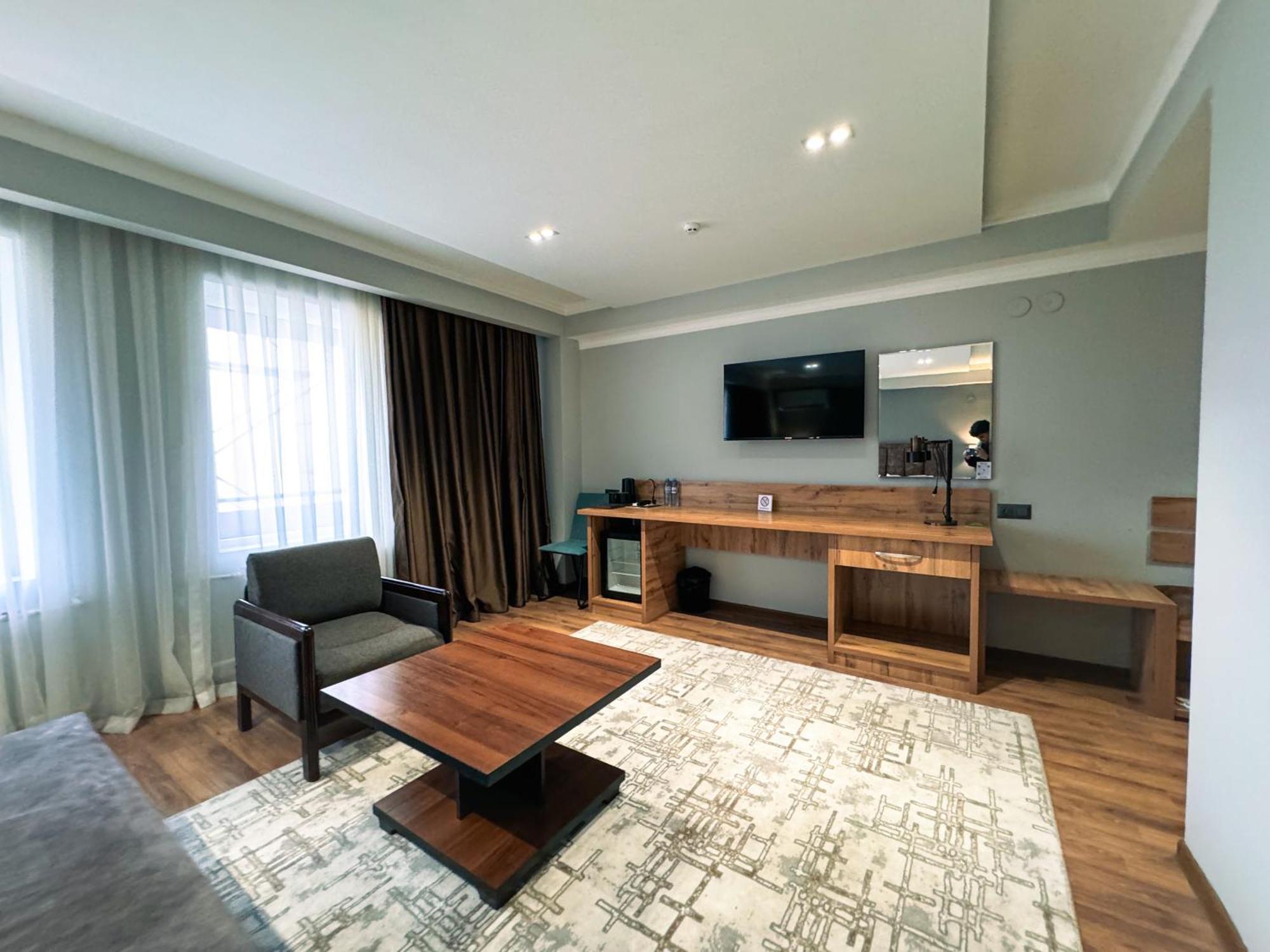 פרגנה Ziyorat Luxury Hotel מראה חיצוני תמונה