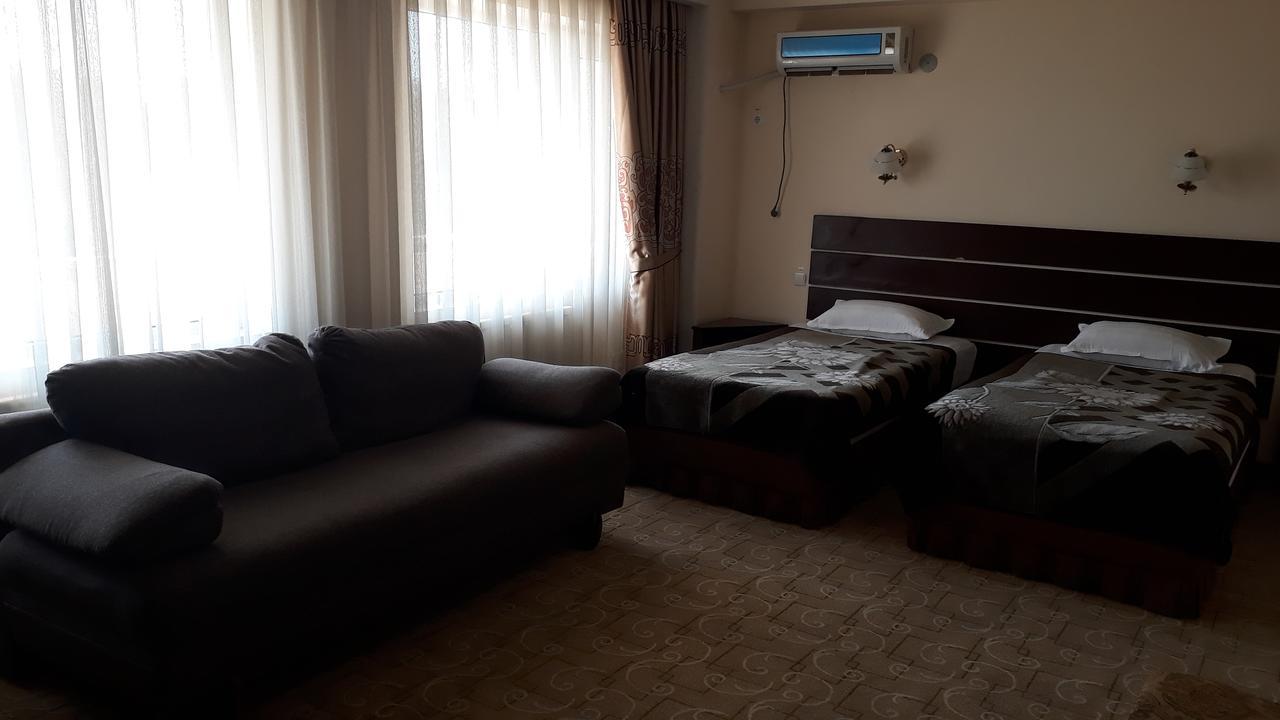 פרגנה Ziyorat Luxury Hotel מראה חיצוני תמונה
