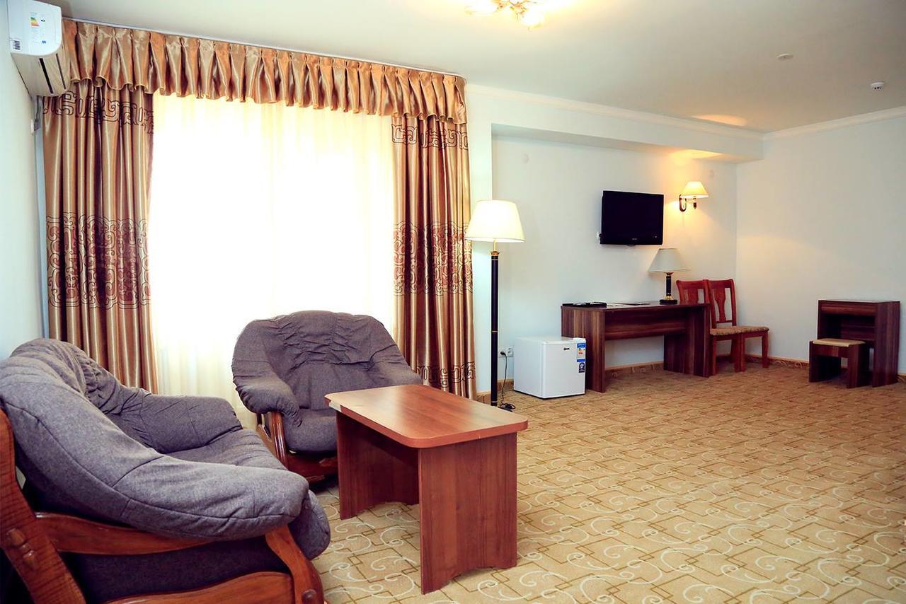 פרגנה Ziyorat Luxury Hotel מראה חיצוני תמונה