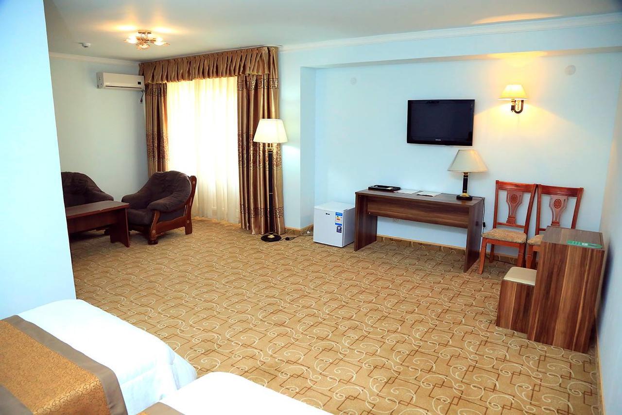 פרגנה Ziyorat Luxury Hotel מראה חיצוני תמונה